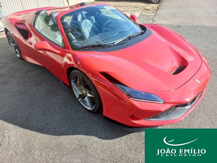 FERRARI F8 SPIDER