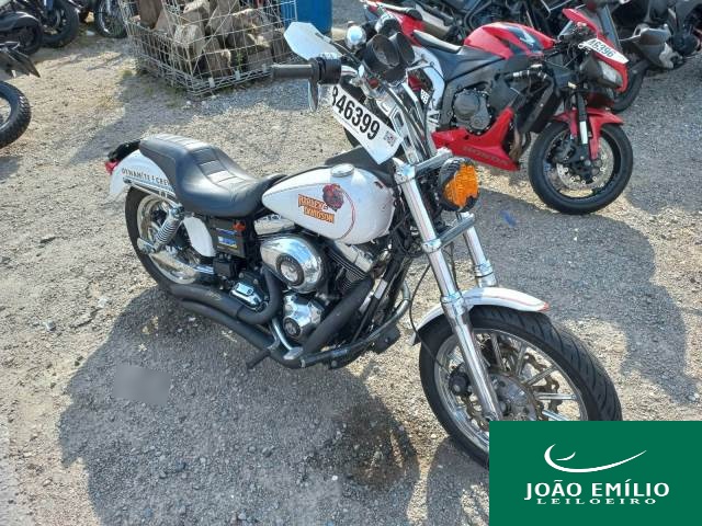 HARLEY DAVIDSON DYNA 15/15