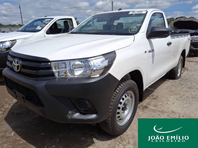 TOYOTA HILUX CS 24/24